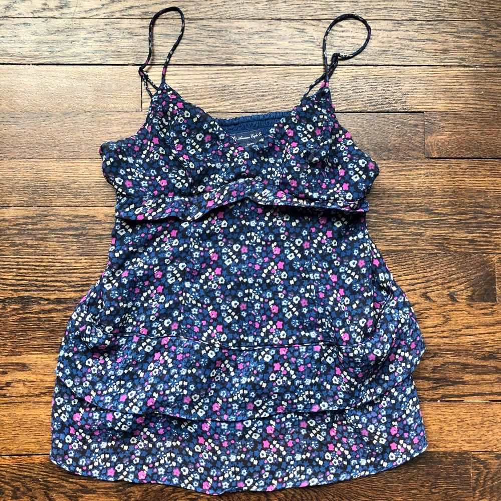 American Eagle | cute floral tank top